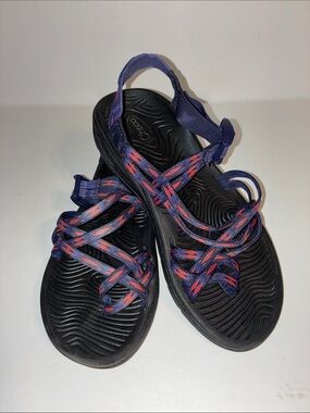 Chaco, Women’s 8, Strap Sandals, Navy and Pink/Red